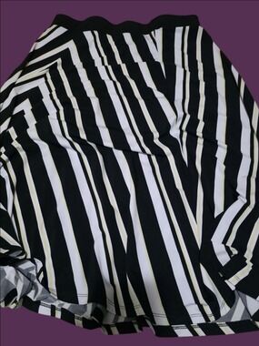 4/$25 Deal! TanJay Black and White Striped Skirt